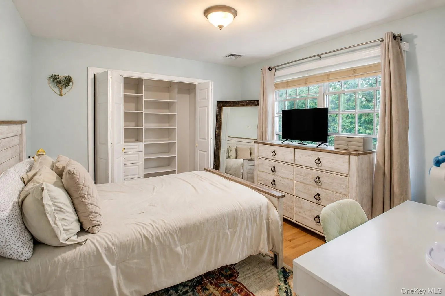 257 4th Street, Smithtown, NY, 4 Bedrooms Bedrooms, 11 Rooms Rooms,3 BathroomsBathrooms,Residential,For Rent,4th,0,1009791 257 4th Street, Smithtown, NY, 4 Bedrooms Bedrooms, 11 Rooms Rooms,3 BathroomsBathrooms,Residential,For Rent,4th,0,1009791