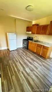 269 Spring Street, Ossining, NY, 1 Bedroom Bedrooms, 3 Rooms Rooms,1 BathroomBathrooms,Residential Lease,For Rent,Spring,0,1009795 269 Spring Street, Ossining, NY, 1 Bedroom Bedrooms, 3 Rooms Rooms,1 BathroomBathrooms,Residential Lease,For Rent,Spring,0,1009795