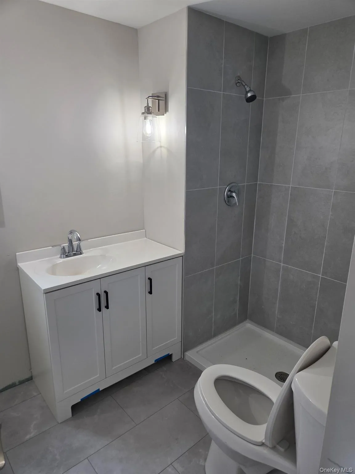 70 Revere Drive, Islip, NY, 2 Bedrooms Bedrooms, 4 Rooms Rooms,1 BathroomBathrooms,Residential,For Rent,Revere,0,1009799 70 Revere Drive, Islip, NY, 2 Bedrooms Bedrooms, 4 Rooms Rooms,1 BathroomBathrooms,Residential,For Rent,Revere,0,1009799