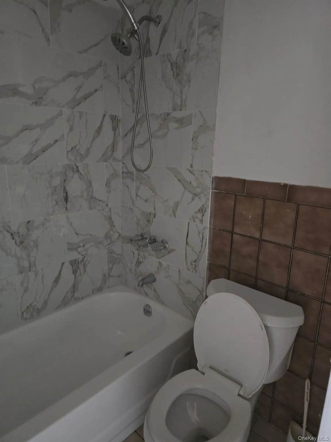 3238 Ely Ave, New York, NY, 3 Bedrooms Bedrooms, 7 Rooms Rooms,2 BathroomsBathrooms,Residential Lease,For Rent,Ely Ave,0,1009801 3238 Ely Ave, New York, NY, 3 Bedrooms Bedrooms, 7 Rooms Rooms,2 BathroomsBathrooms,Residential Lease,For Rent,Ely Ave,0,1009801