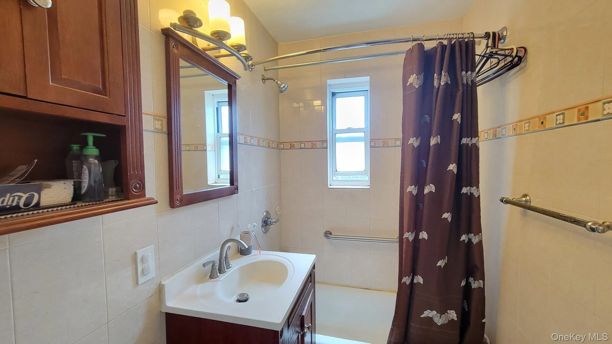111-09 66 Road, New York, NY, 2 Bedrooms Bedrooms, 4 Rooms Rooms,1 BathroomBathrooms,Residential,For Rent,66,0,1009802 111-09 66 Road, New York, NY, 2 Bedrooms Bedrooms, 4 Rooms Rooms,1 BathroomBathrooms,Residential,For Rent,66,0,1009802