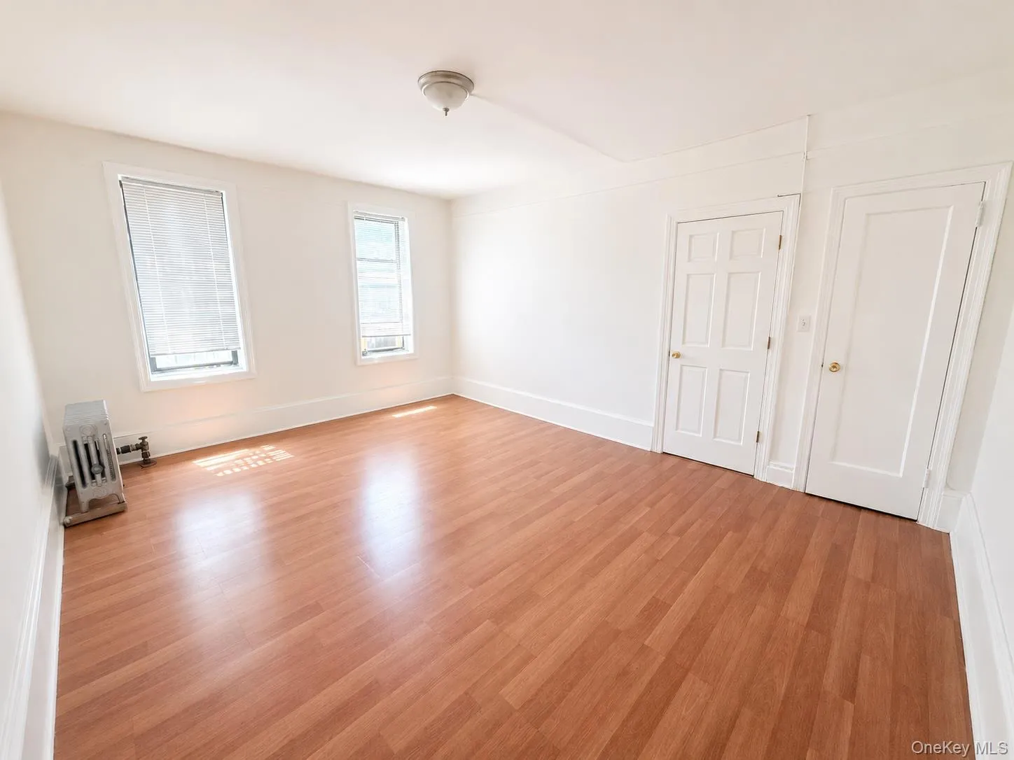 50-05 43rd Avenue, New York, NY, 1 Bedroom Bedrooms, 3 Rooms Rooms,1 BathroomBathrooms,Residential,For Rent,43rd,0,1009807 50-05 43rd Avenue, New York, NY, 1 Bedroom Bedrooms, 3 Rooms Rooms,1 BathroomBathrooms,Residential,For Rent,43rd,0,1009807