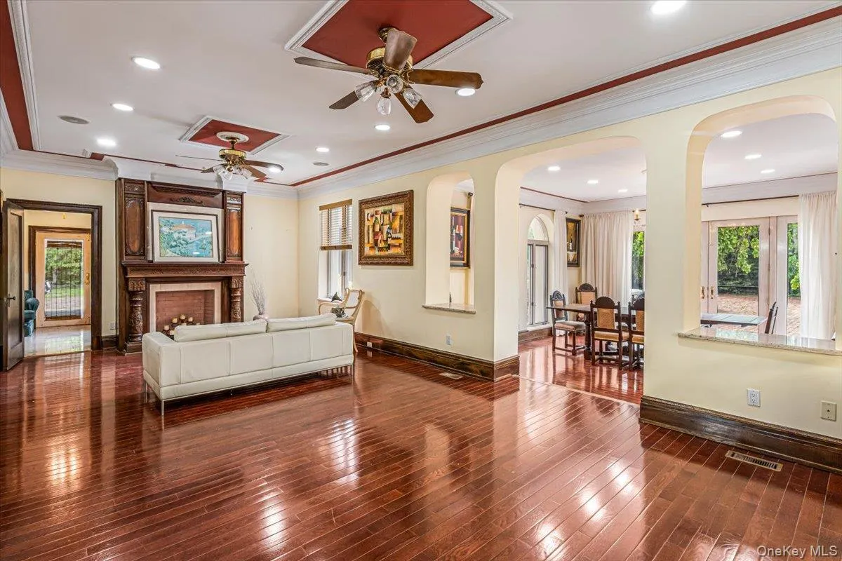 952 Cedar Swamp, Oyster Bay, NY, 7 Bedrooms Bedrooms, 12 Rooms Rooms,6 BathroomsBathrooms,Residential,For Rent,Cedar Swamp,0,1009813 952 Cedar Swamp, Oyster Bay, NY, 7 Bedrooms Bedrooms, 12 Rooms Rooms,6 BathroomsBathrooms,Residential,For Rent,Cedar Swamp,0,1009813