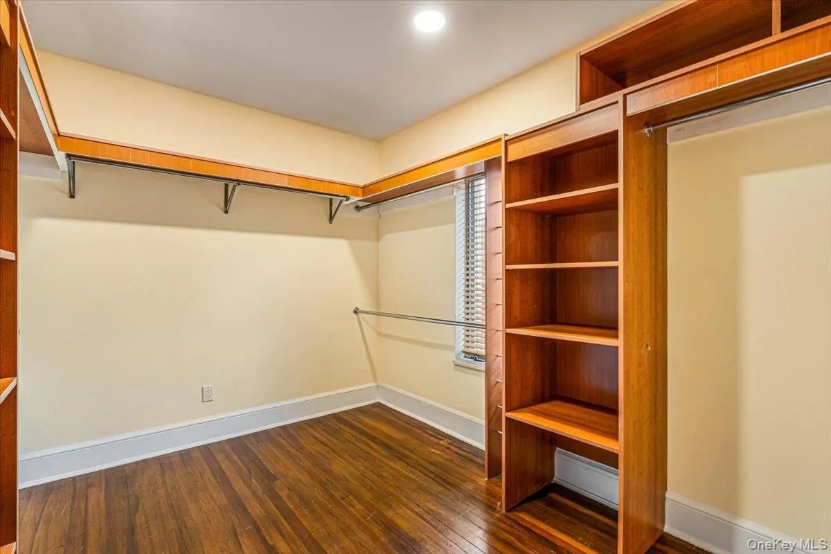 952 Cedar Swamp, Oyster Bay, NY, 7 Bedrooms Bedrooms, 12 Rooms Rooms,6 BathroomsBathrooms,Residential,For Rent,Cedar Swamp,0,1009813 952 Cedar Swamp, Oyster Bay, NY, 7 Bedrooms Bedrooms, 12 Rooms Rooms,6 BathroomsBathrooms,Residential,For Rent,Cedar Swamp,0,1009813