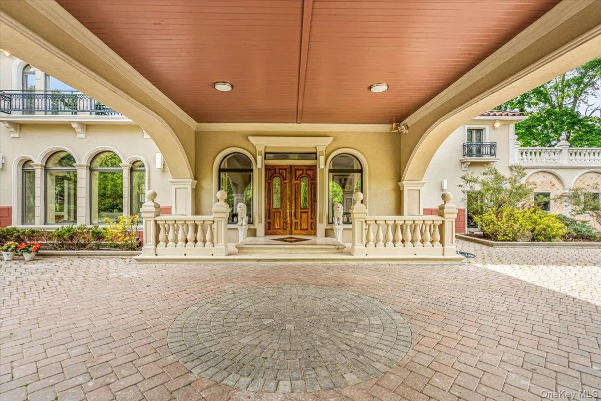 952 Cedar Swamp, Oyster Bay, NY, 7 Bedrooms Bedrooms, 12 Rooms Rooms,6 BathroomsBathrooms,Residential,For Rent,Cedar Swamp,0,1009813 952 Cedar Swamp, Oyster Bay, NY, 7 Bedrooms Bedrooms, 12 Rooms Rooms,6 BathroomsBathrooms,Residential,For Rent,Cedar Swamp,0,1009813