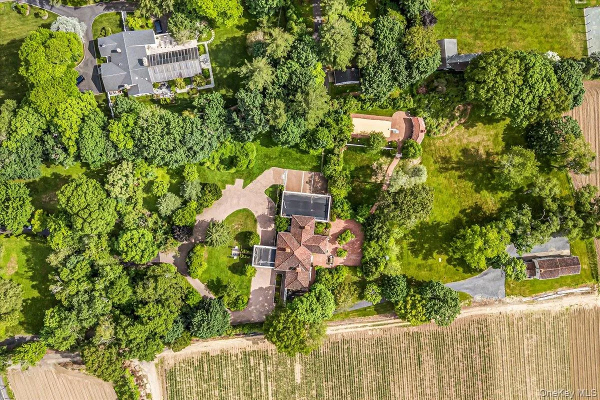 952 Cedar Swamp, Oyster Bay, NY, 7 Bedrooms Bedrooms, 12 Rooms Rooms,6 BathroomsBathrooms,Residential,For Rent,Cedar Swamp,0,1009813 952 Cedar Swamp, Oyster Bay, NY, 7 Bedrooms Bedrooms, 12 Rooms Rooms,6 BathroomsBathrooms,Residential,For Rent,Cedar Swamp,0,1009813