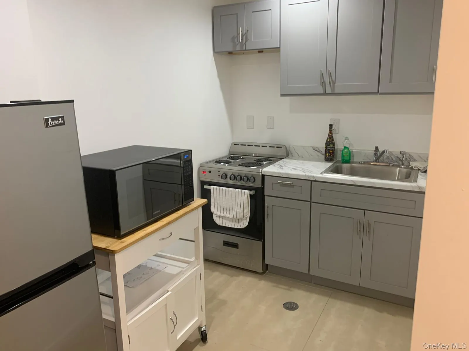 20507 Murdock Avenue, New York, NY, 3 Bedrooms Bedrooms, 9 Rooms Rooms,2 BathroomsBathrooms,Residential,For Rent,Murdock,0,1009816 20507 Murdock Avenue, New York, NY, 3 Bedrooms Bedrooms, 9 Rooms Rooms,2 BathroomsBathrooms,Residential,For Rent,Murdock,0,1009816
