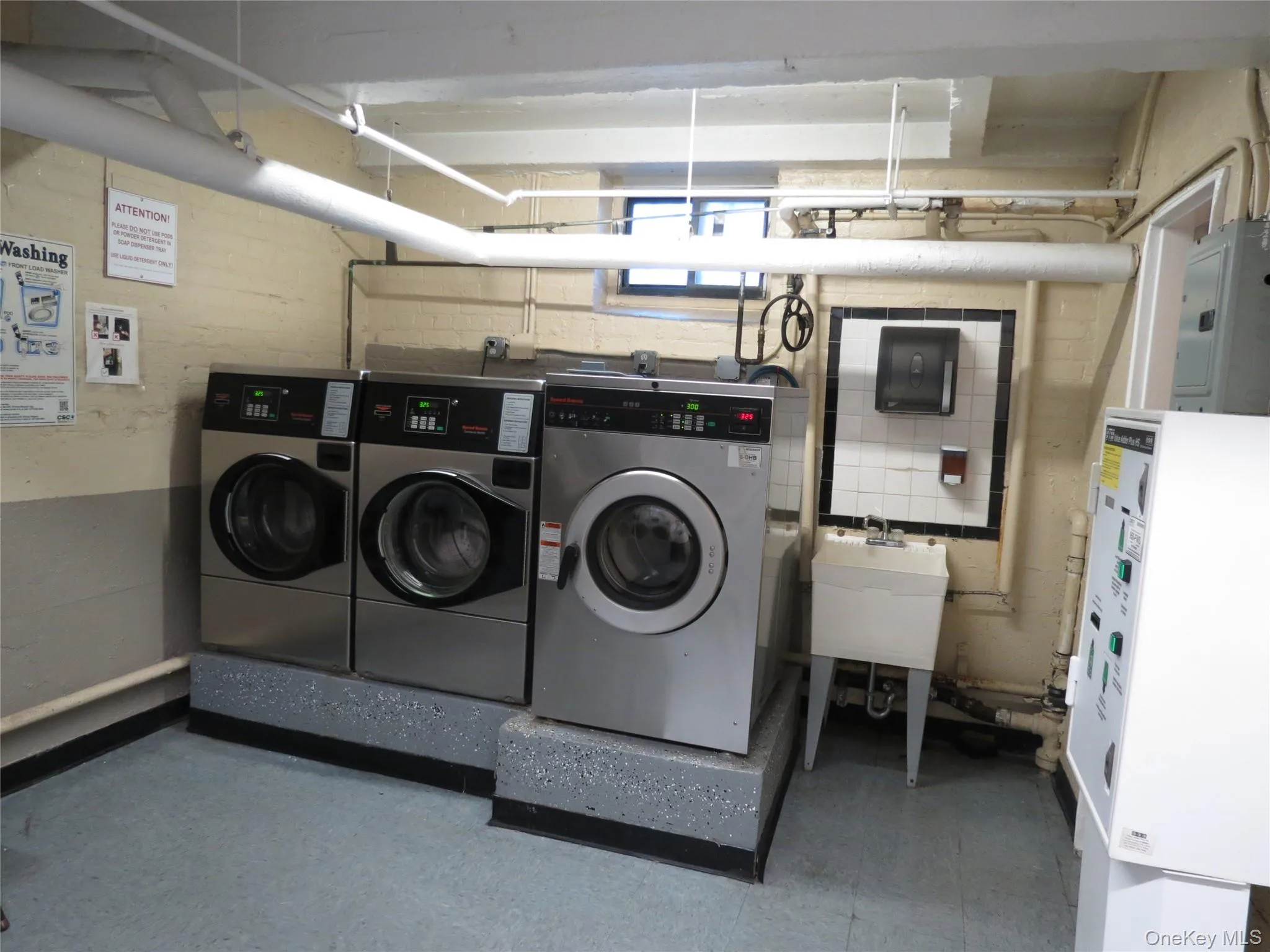 Washers And Card Machine Washers And Card Machine