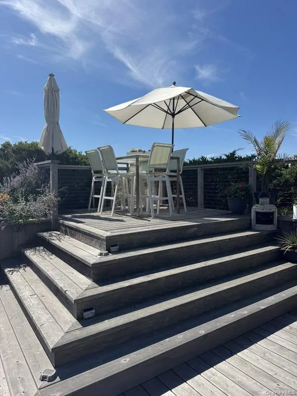 Dune deck Dune deck