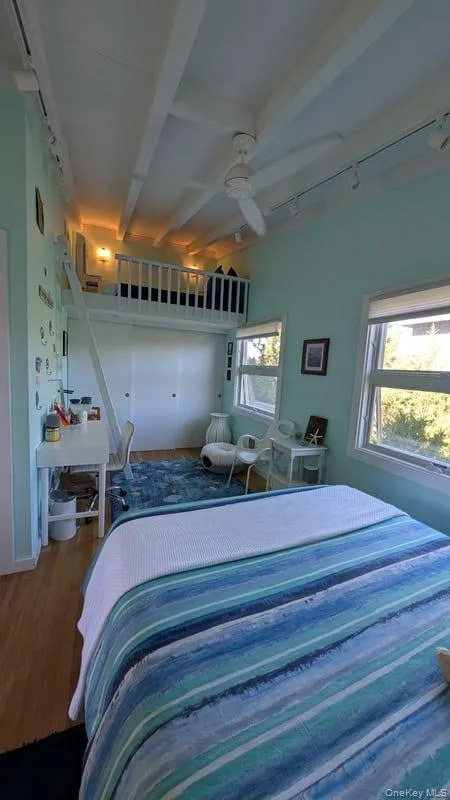 Bedroom 1 with sleeping loft Bedroom 1 with sleeping loft