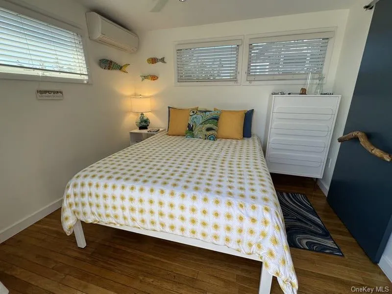 Guest cottage queen Guest cottage queen