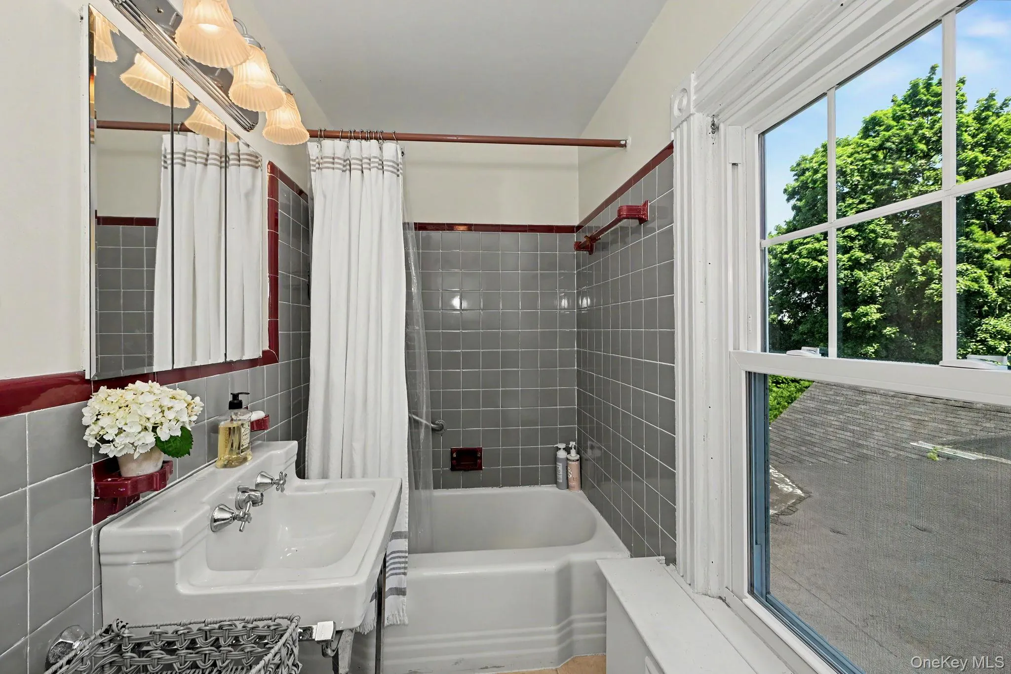 80 Leonard Street, Stamford, CT, 3 Bedrooms Bedrooms, 11 Rooms Rooms,2 BathroomsBathrooms,Residential,For Rent,Leonard,0,1009827 80 Leonard Street, Stamford, CT, 3 Bedrooms Bedrooms, 11 Rooms Rooms,2 BathroomsBathrooms,Residential,For Rent,Leonard,0,1009827