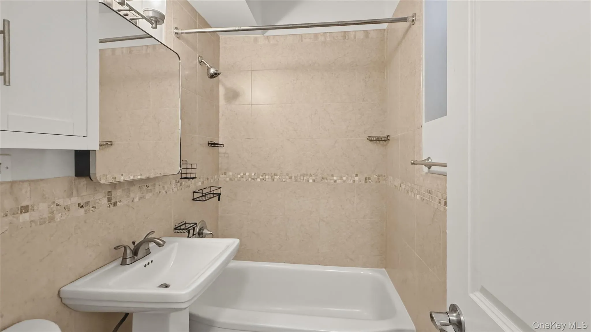 4489 Broadway, New York, NY, 1 Bedroom Bedrooms, 3 Rooms Rooms,1 BathroomBathrooms,Residential,For Rent,Broadway,0,1009833 4489 Broadway, New York, NY, 1 Bedroom Bedrooms, 3 Rooms Rooms,1 BathroomBathrooms,Residential,For Rent,Broadway,0,1009833