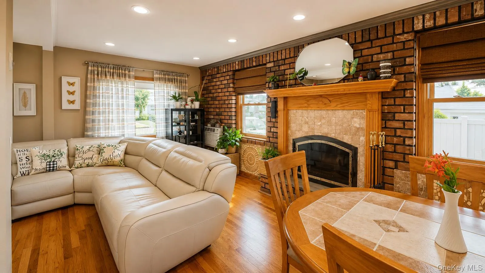 113 Duffy Place, Islip, NY, 3 Bedrooms Bedrooms, 6 Rooms Rooms,2 BathroomsBathrooms,Residential,For Rent,Duffy,0,1009834 113 Duffy Place, Islip, NY, 3 Bedrooms Bedrooms, 6 Rooms Rooms,2 BathroomsBathrooms,Residential,For Rent,Duffy,0,1009834