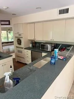 1117 Cedar Ridge Road, Oyster Bay, NY, 7 Bedrooms Bedrooms, 12 Rooms Rooms,4 BathroomsBathrooms,Residential,For Rent,Cedar Ridge,0,1009840 1117 Cedar Ridge Road, Oyster Bay, NY, 7 Bedrooms Bedrooms, 12 Rooms Rooms,4 BathroomsBathrooms,Residential,For Rent,Cedar Ridge,0,1009840