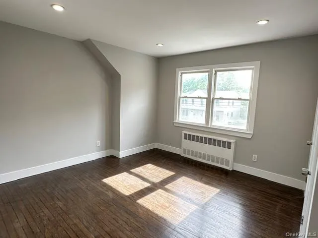 68 Inwood Road, North Hempstead, NY, 2 Bedrooms Bedrooms, 4 Rooms Rooms,1 BathroomBathrooms,Residential Lease,For Rent,Inwood,0,1009841 68 Inwood Road, North Hempstead, NY, 2 Bedrooms Bedrooms, 4 Rooms Rooms,1 BathroomBathrooms,Residential Lease,For Rent,Inwood,0,1009841