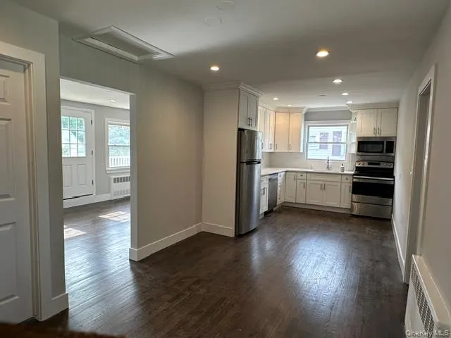 68 Inwood Road, North Hempstead, NY, 2 Bedrooms Bedrooms, 4 Rooms Rooms,1 BathroomBathrooms,Residential Lease,For Rent,Inwood,0,1009841 68 Inwood Road, North Hempstead, NY, 2 Bedrooms Bedrooms, 4 Rooms Rooms,1 BathroomBathrooms,Residential Lease,For Rent,Inwood,0,1009841