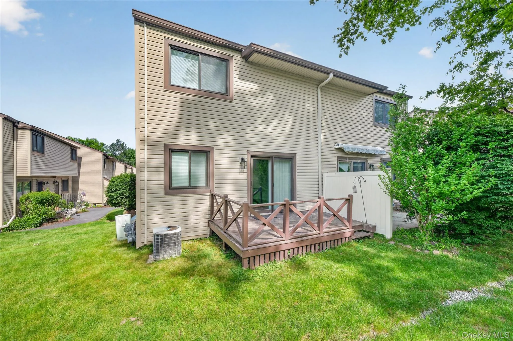 10 Squires Gate, Poughkeepsie, NY, 2 Bedrooms Bedrooms, 5 Rooms Rooms,2 BathroomsBathrooms,Residential,For Rent,Squires Gate,0,1009843 10 Squires Gate, Poughkeepsie, NY, 2 Bedrooms Bedrooms, 5 Rooms Rooms,2 BathroomsBathrooms,Residential,For Rent,Squires Gate,0,1009843