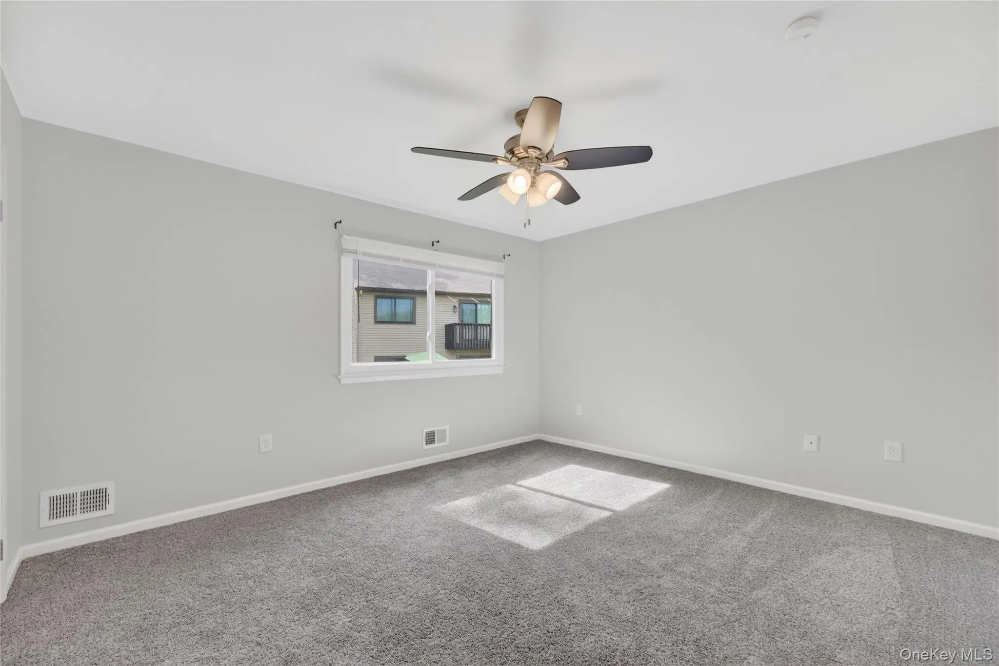 10 Squires Gate, Poughkeepsie, NY, 2 Bedrooms Bedrooms, 5 Rooms Rooms,2 BathroomsBathrooms,Residential,For Rent,Squires Gate,0,1009843 10 Squires Gate, Poughkeepsie, NY, 2 Bedrooms Bedrooms, 5 Rooms Rooms,2 BathroomsBathrooms,Residential,For Rent,Squires Gate,0,1009843