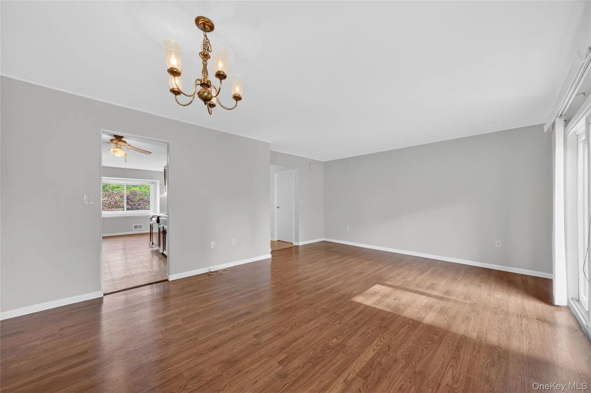10 Squires Gate, Poughkeepsie, NY, 2 Bedrooms Bedrooms, 5 Rooms Rooms,2 BathroomsBathrooms,Residential,For Rent,Squires Gate,0,1009843 10 Squires Gate, Poughkeepsie, NY, 2 Bedrooms Bedrooms, 5 Rooms Rooms,2 BathroomsBathrooms,Residential,For Rent,Squires Gate,0,1009843