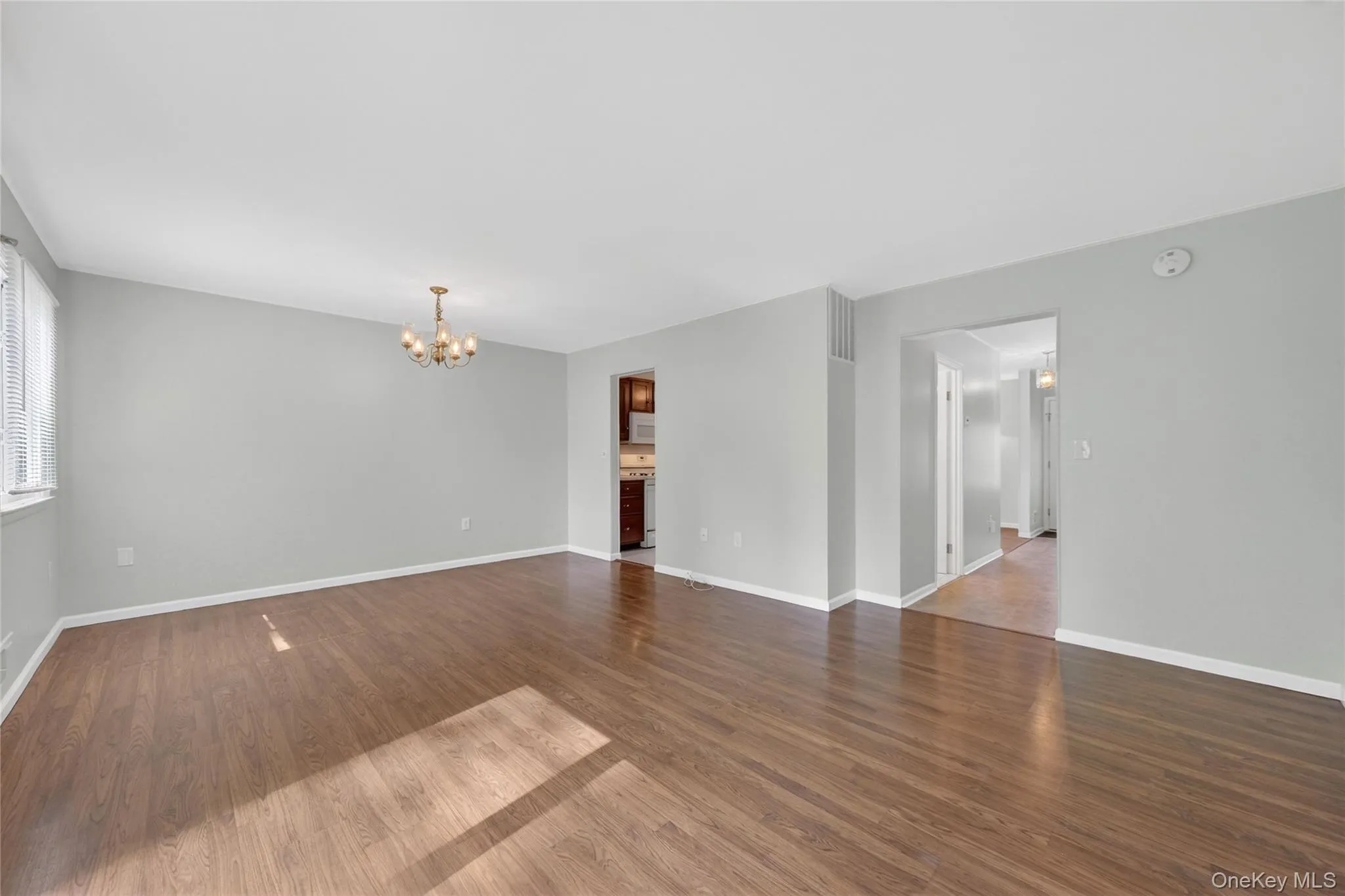 10 Squires Gate, Poughkeepsie, NY, 2 Bedrooms Bedrooms, 5 Rooms Rooms,2 BathroomsBathrooms,Residential,For Rent,Squires Gate,0,1009843 10 Squires Gate, Poughkeepsie, NY, 2 Bedrooms Bedrooms, 5 Rooms Rooms,2 BathroomsBathrooms,Residential,For Rent,Squires Gate,0,1009843