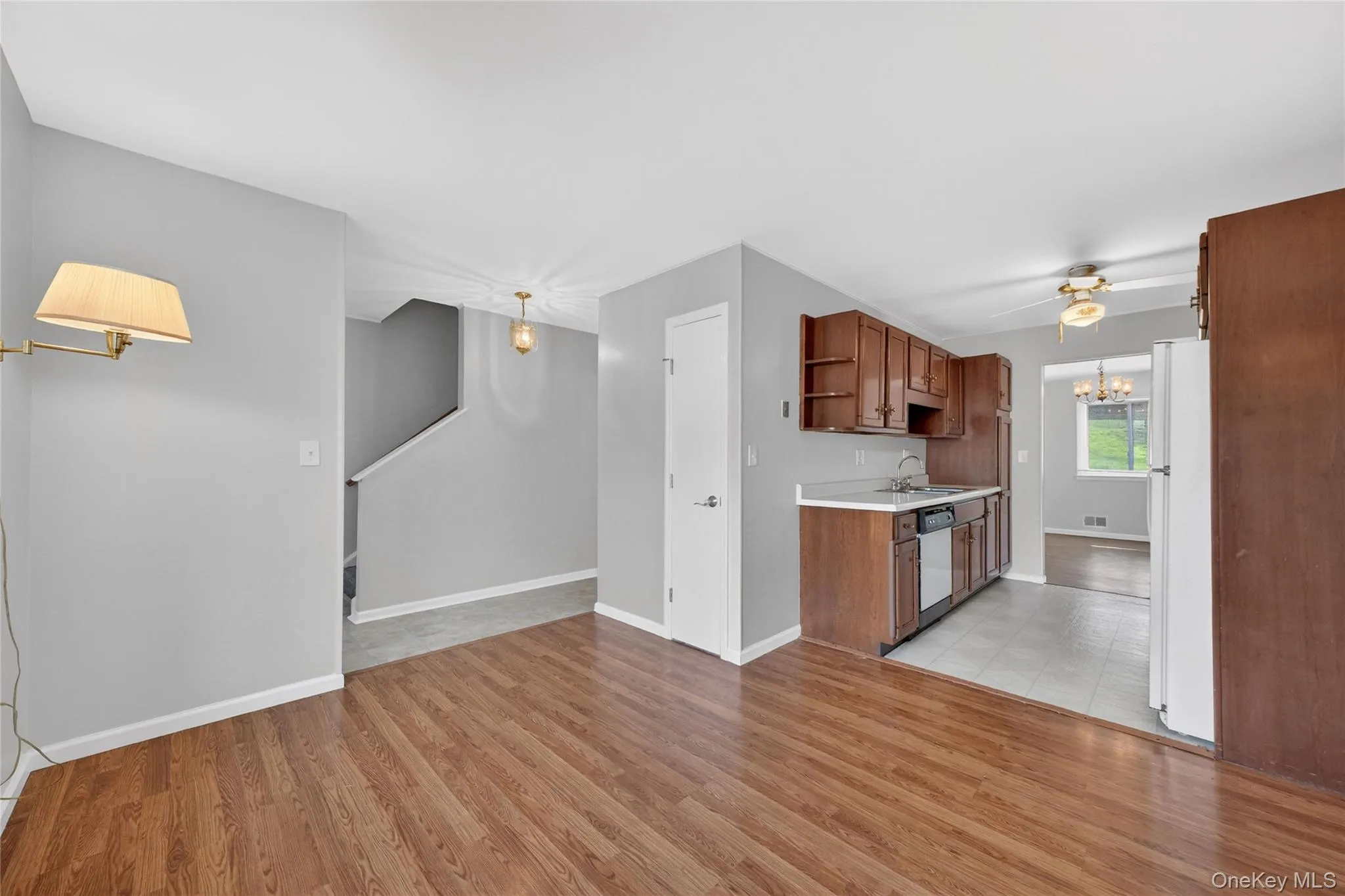 10 Squires Gate, Poughkeepsie, NY, 2 Bedrooms Bedrooms, 5 Rooms Rooms,2 BathroomsBathrooms,Residential,For Rent,Squires Gate,0,1009843 10 Squires Gate, Poughkeepsie, NY, 2 Bedrooms Bedrooms, 5 Rooms Rooms,2 BathroomsBathrooms,Residential,For Rent,Squires Gate,0,1009843