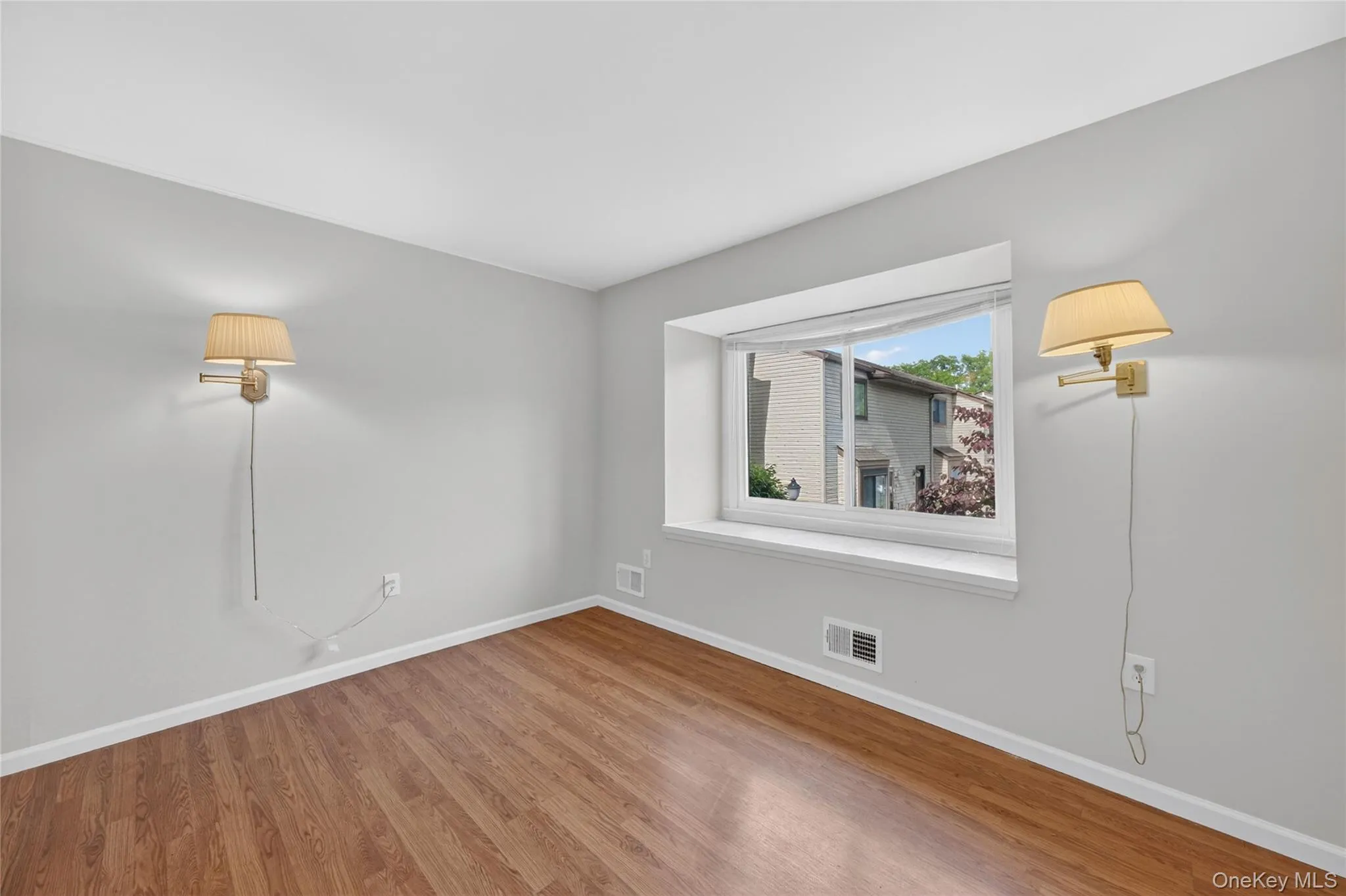 10 Squires Gate, Poughkeepsie, NY, 2 Bedrooms Bedrooms, 5 Rooms Rooms,2 BathroomsBathrooms,Residential,For Rent,Squires Gate,0,1009843 10 Squires Gate, Poughkeepsie, NY, 2 Bedrooms Bedrooms, 5 Rooms Rooms,2 BathroomsBathrooms,Residential,For Rent,Squires Gate,0,1009843