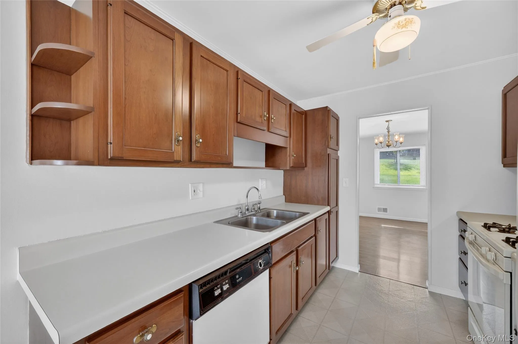 10 Squires Gate, Poughkeepsie, NY, 2 Bedrooms Bedrooms, 5 Rooms Rooms,2 BathroomsBathrooms,Residential,For Rent,Squires Gate,0,1009843 10 Squires Gate, Poughkeepsie, NY, 2 Bedrooms Bedrooms, 5 Rooms Rooms,2 BathroomsBathrooms,Residential,For Rent,Squires Gate,0,1009843