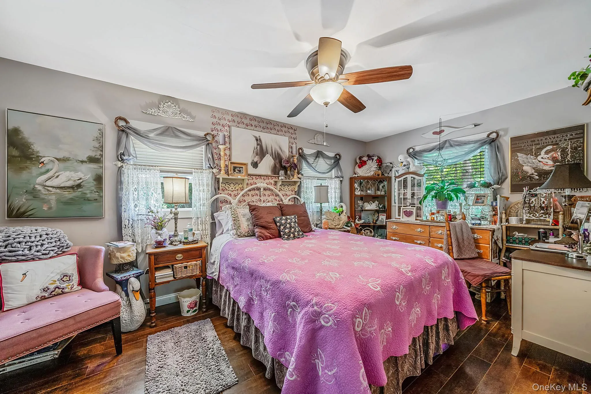 58 Royal Avenue, Southampton, NY, 2 Bedrooms Bedrooms, 5 Rooms Rooms,1 BathroomBathrooms,Residential,For Rent,Royal,0,1009845 58 Royal Avenue, Southampton, NY, 2 Bedrooms Bedrooms, 5 Rooms Rooms,1 BathroomBathrooms,Residential,For Rent,Royal,0,1009845