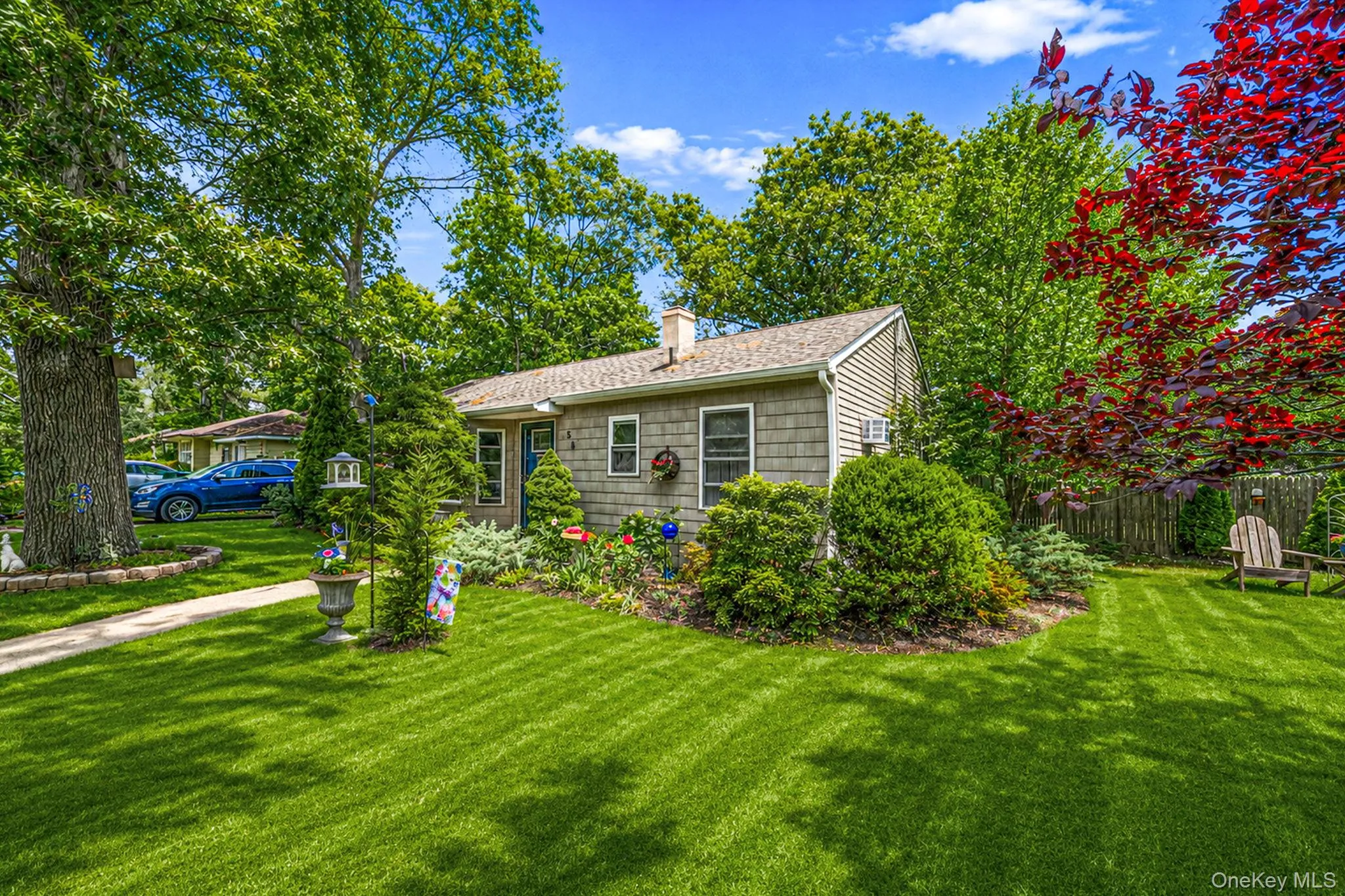 58 Royal Avenue, Southampton, NY, 2 Bedrooms Bedrooms, 5 Rooms Rooms,1 BathroomBathrooms,Residential,For Rent,Royal,0,1009845 58 Royal Avenue, Southampton, NY, 2 Bedrooms Bedrooms, 5 Rooms Rooms,1 BathroomBathrooms,Residential,For Rent,Royal,0,1009845