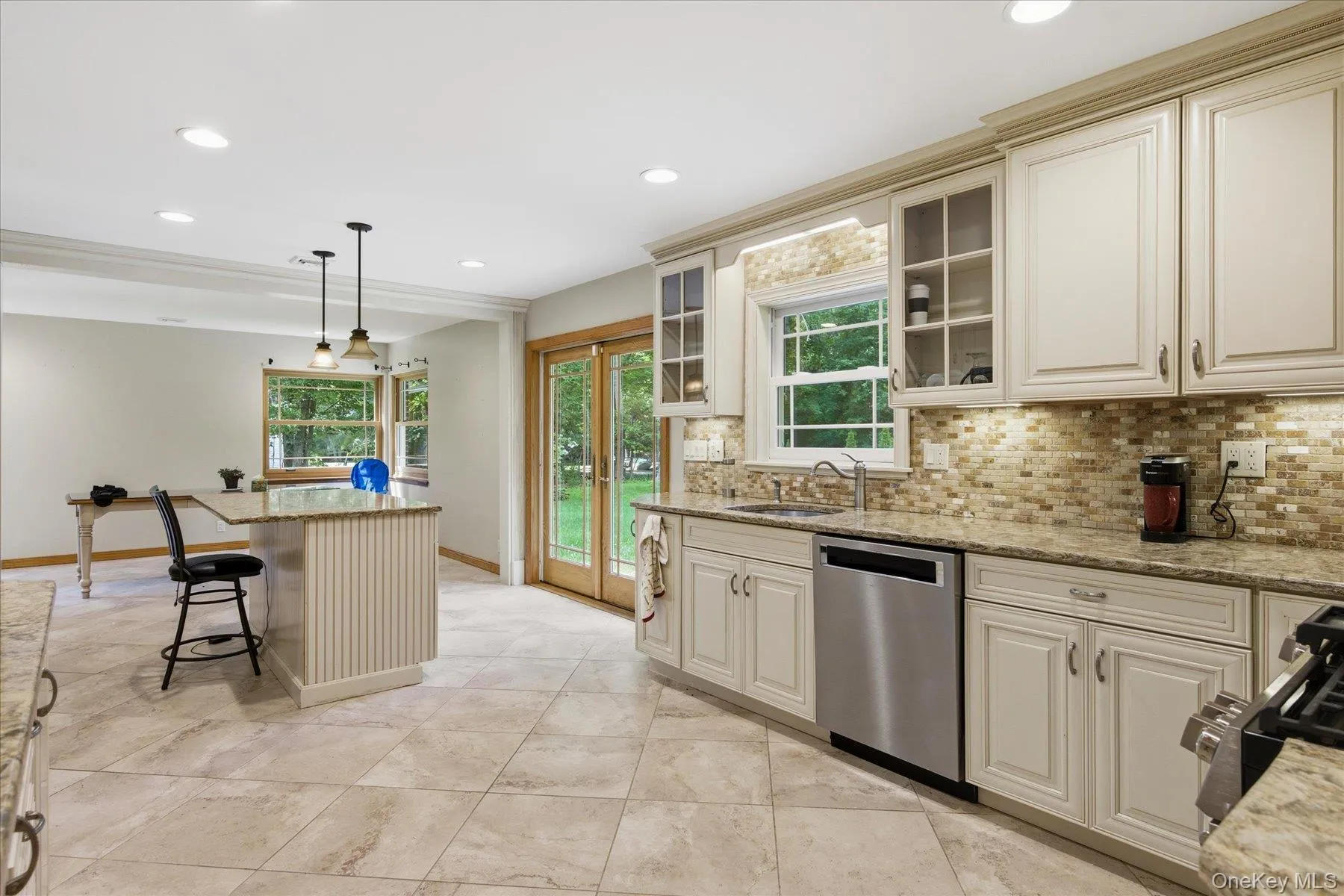 42 Cliff Road, Brookhaven, NY, 3 Bedrooms Bedrooms, 6 Rooms Rooms,2 BathroomsBathrooms,Residential,For Rent,Cliff,0,1009847 42 Cliff Road, Brookhaven, NY, 3 Bedrooms Bedrooms, 6 Rooms Rooms,2 BathroomsBathrooms,Residential,For Rent,Cliff,0,1009847