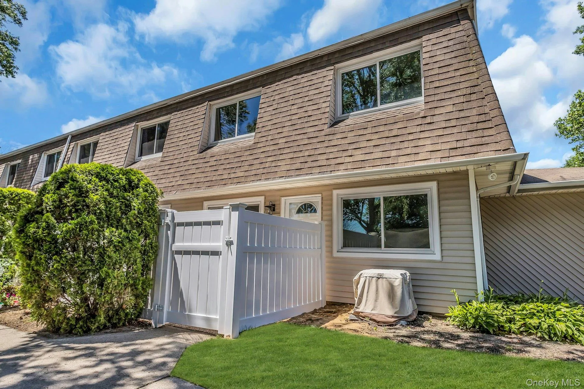206 Storm Drive, Islip, NY, 2 Bedrooms Bedrooms, 5 Rooms Rooms,1 BathroomBathrooms,Residential,For Rent,Storm,0,KEY1009865 206 Storm Drive, Islip, NY, 2 Bedrooms Bedrooms, 5 Rooms Rooms,1 BathroomBathrooms,Residential,For Rent,Storm,0,KEY1009865