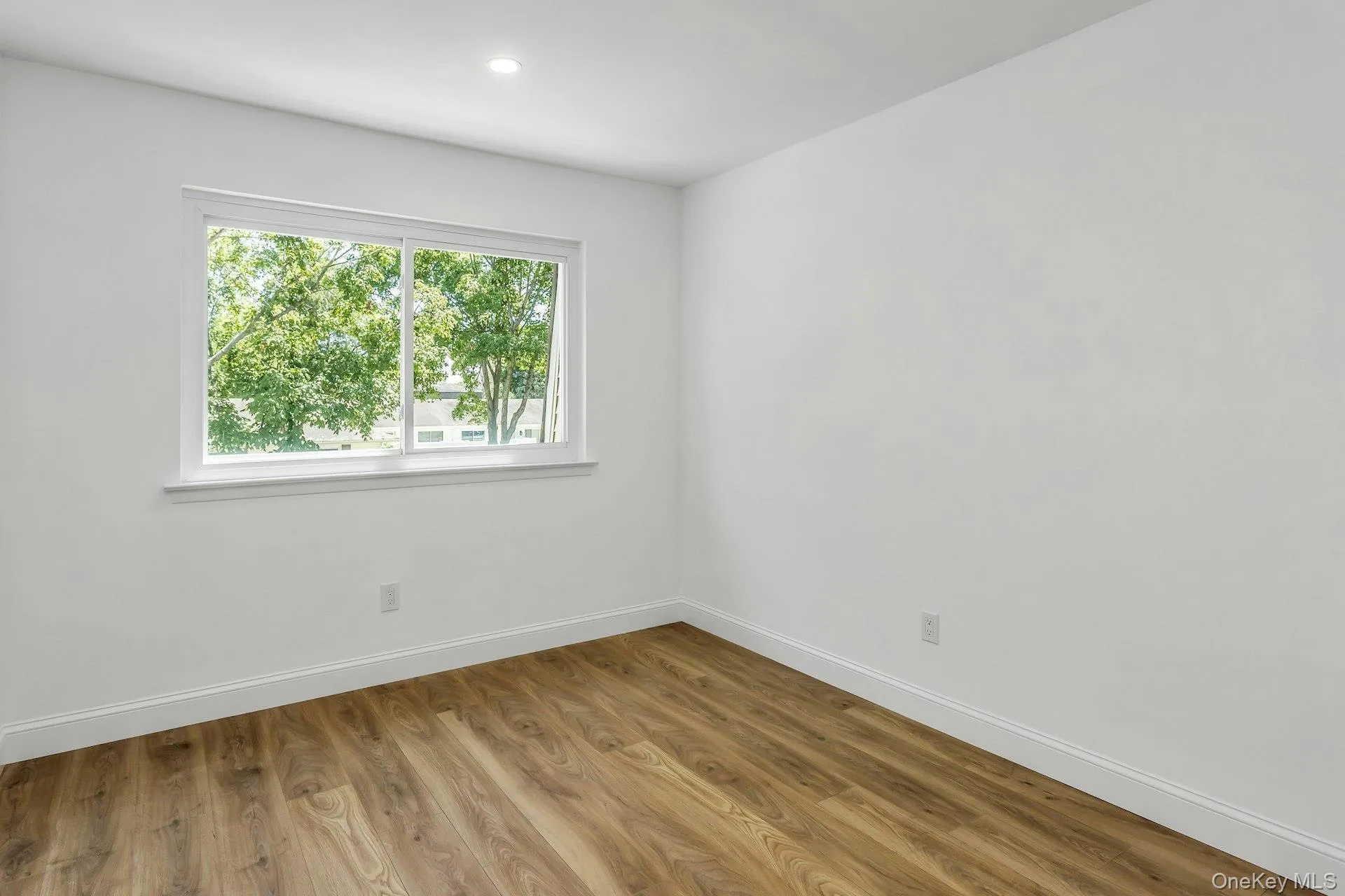 206 Storm Drive, Islip, NY, 2 Bedrooms Bedrooms, 5 Rooms Rooms,1 BathroomBathrooms,Residential,For Rent,Storm,0,KEY1009865 206 Storm Drive, Islip, NY, 2 Bedrooms Bedrooms, 5 Rooms Rooms,1 BathroomBathrooms,Residential,For Rent,Storm,0,KEY1009865