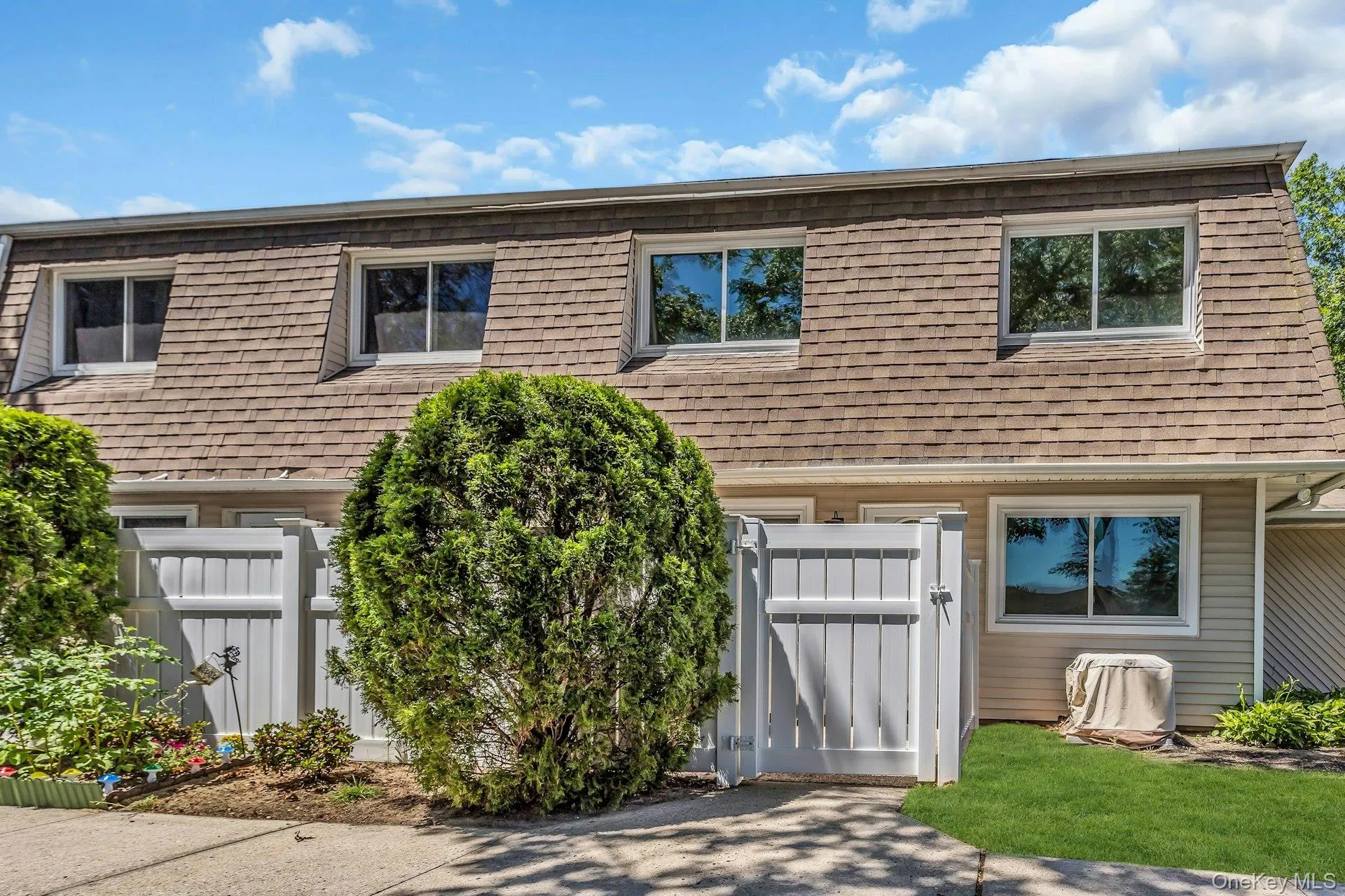 206 Storm Drive, Islip, NY, 2 Bedrooms Bedrooms, 5 Rooms Rooms,1 BathroomBathrooms,Residential,For Rent,Storm,0,KEY1009865 206 Storm Drive, Islip, NY, 2 Bedrooms Bedrooms, 5 Rooms Rooms,1 BathroomBathrooms,Residential,For Rent,Storm,0,KEY1009865