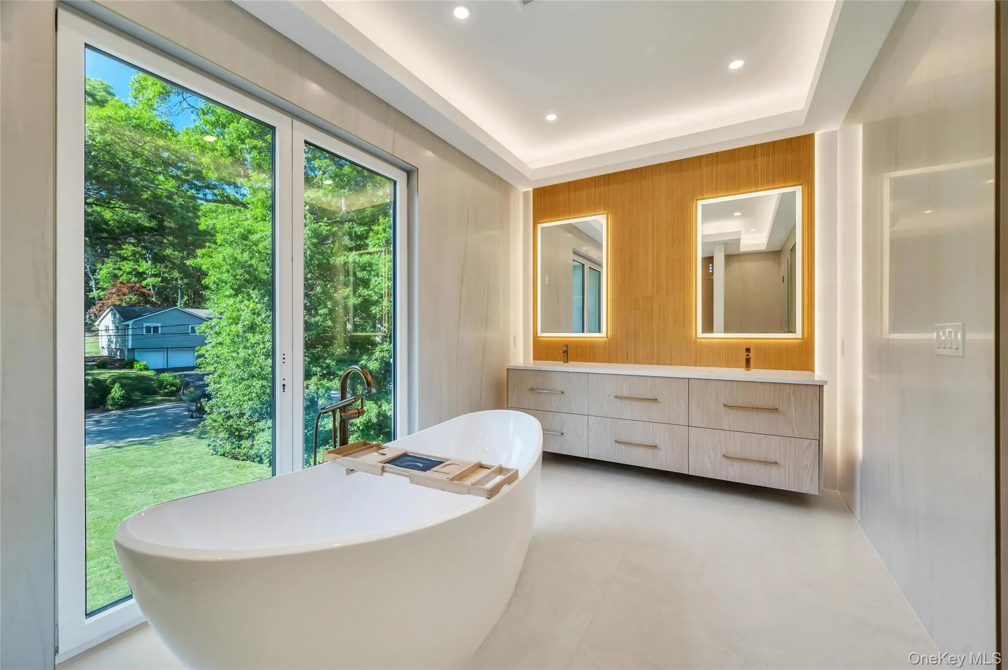 15 Folger Lane, Huntington, NY, 6 Bedrooms Bedrooms, 16 Rooms Rooms,6 BathroomsBathrooms,Residential,For Rent,Folger,0,1009869 15 Folger Lane, Huntington, NY, 6 Bedrooms Bedrooms, 16 Rooms Rooms,6 BathroomsBathrooms,Residential,For Rent,Folger,0,1009869
