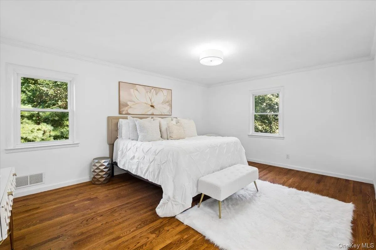 97 Runyon Place, New Rochelle, NY, 4 Bedrooms Bedrooms, 8 Rooms Rooms,3 BathroomsBathrooms,Residential,For Rent,Runyon,0,1009871 97 Runyon Place, New Rochelle, NY, 4 Bedrooms Bedrooms, 8 Rooms Rooms,3 BathroomsBathrooms,Residential,For Rent,Runyon,0,1009871
