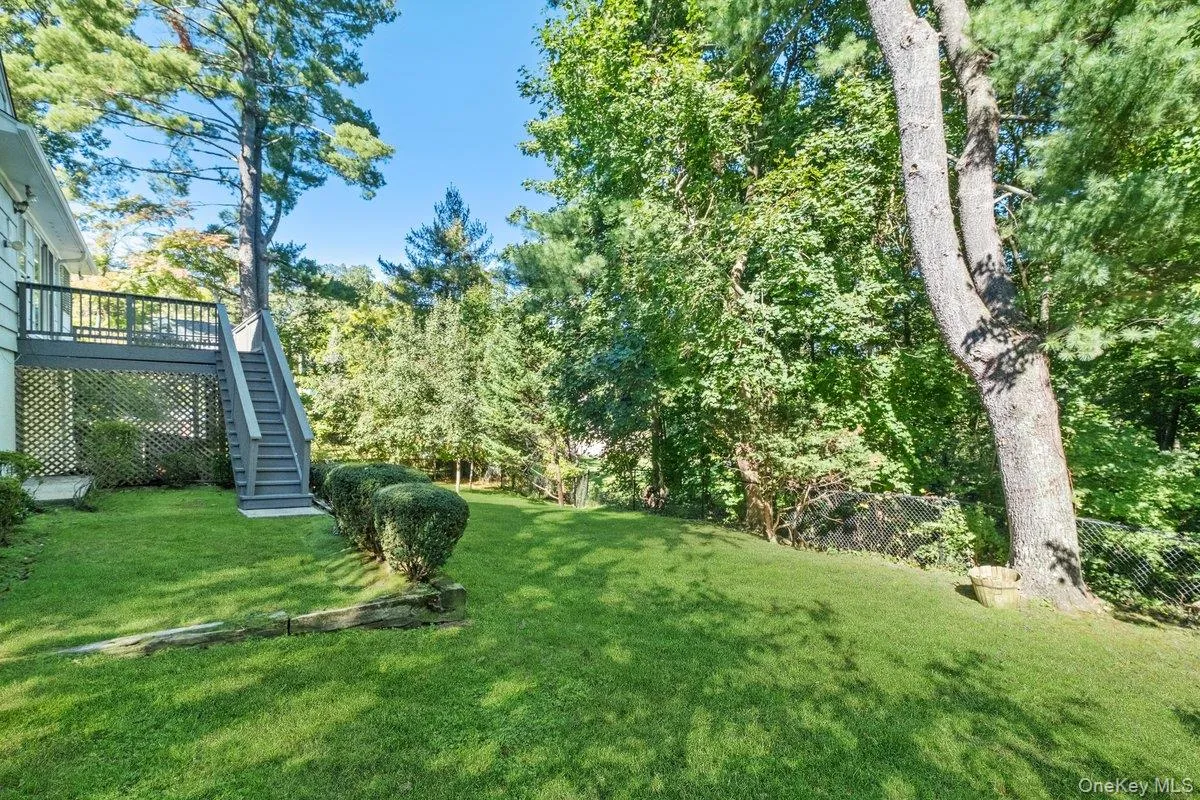 97 Runyon Place, New Rochelle, NY, 4 Bedrooms Bedrooms, 8 Rooms Rooms,3 BathroomsBathrooms,Residential,For Rent,Runyon,0,1009871 97 Runyon Place, New Rochelle, NY, 4 Bedrooms Bedrooms, 8 Rooms Rooms,3 BathroomsBathrooms,Residential,For Rent,Runyon,0,1009871