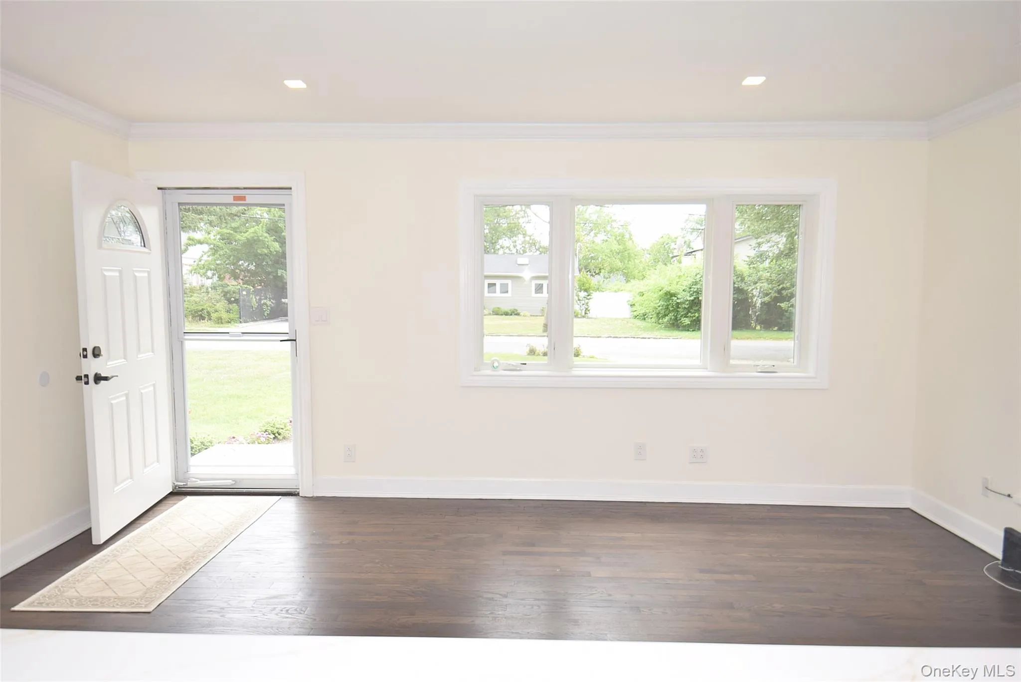 16 Lincoln Drive, Islip, NY, 3 Bedrooms Bedrooms, 5 Rooms Rooms,1 BathroomBathrooms,Residential,For Rent,Lincoln,0,1009872 16 Lincoln Drive, Islip, NY, 3 Bedrooms Bedrooms, 5 Rooms Rooms,1 BathroomBathrooms,Residential,For Rent,Lincoln,0,1009872