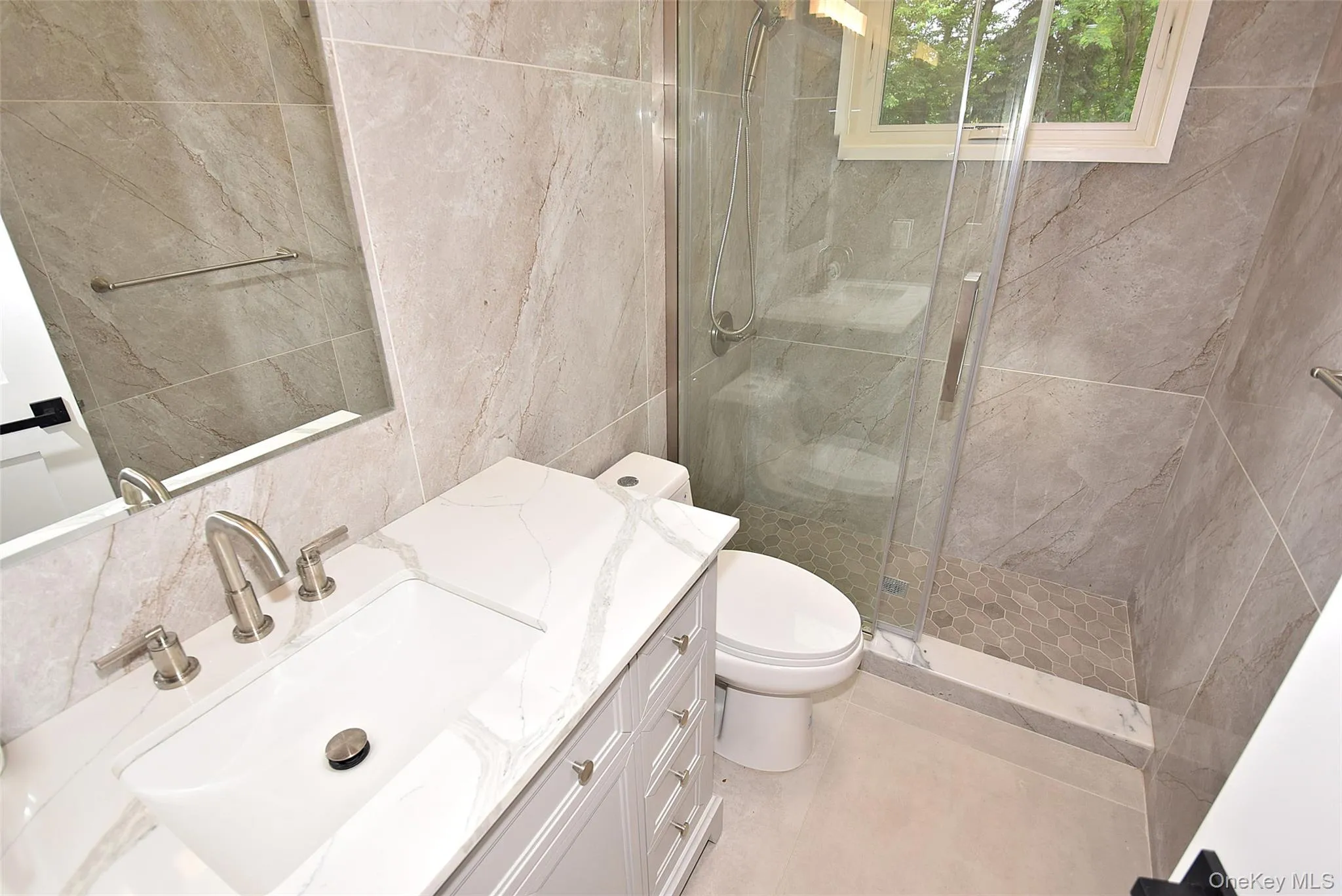 16 Lincoln Drive, Islip, NY, 3 Bedrooms Bedrooms, 5 Rooms Rooms,1 BathroomBathrooms,Residential,For Rent,Lincoln,0,1009872 16 Lincoln Drive, Islip, NY, 3 Bedrooms Bedrooms, 5 Rooms Rooms,1 BathroomBathrooms,Residential,For Rent,Lincoln,0,1009872