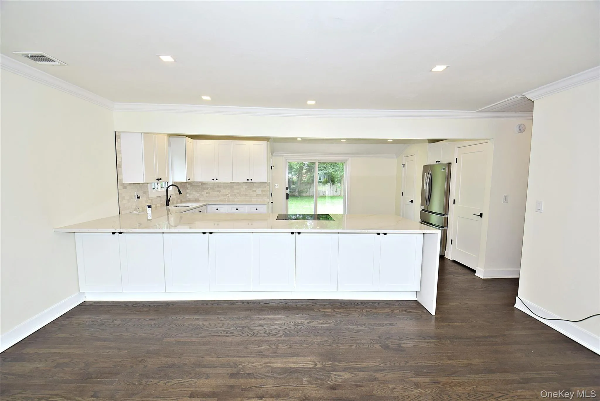 16 Lincoln Drive, Islip, NY, 3 Bedrooms Bedrooms, 5 Rooms Rooms,1 BathroomBathrooms,Residential,For Rent,Lincoln,0,1009872 16 Lincoln Drive, Islip, NY, 3 Bedrooms Bedrooms, 5 Rooms Rooms,1 BathroomBathrooms,Residential,For Rent,Lincoln,0,1009872