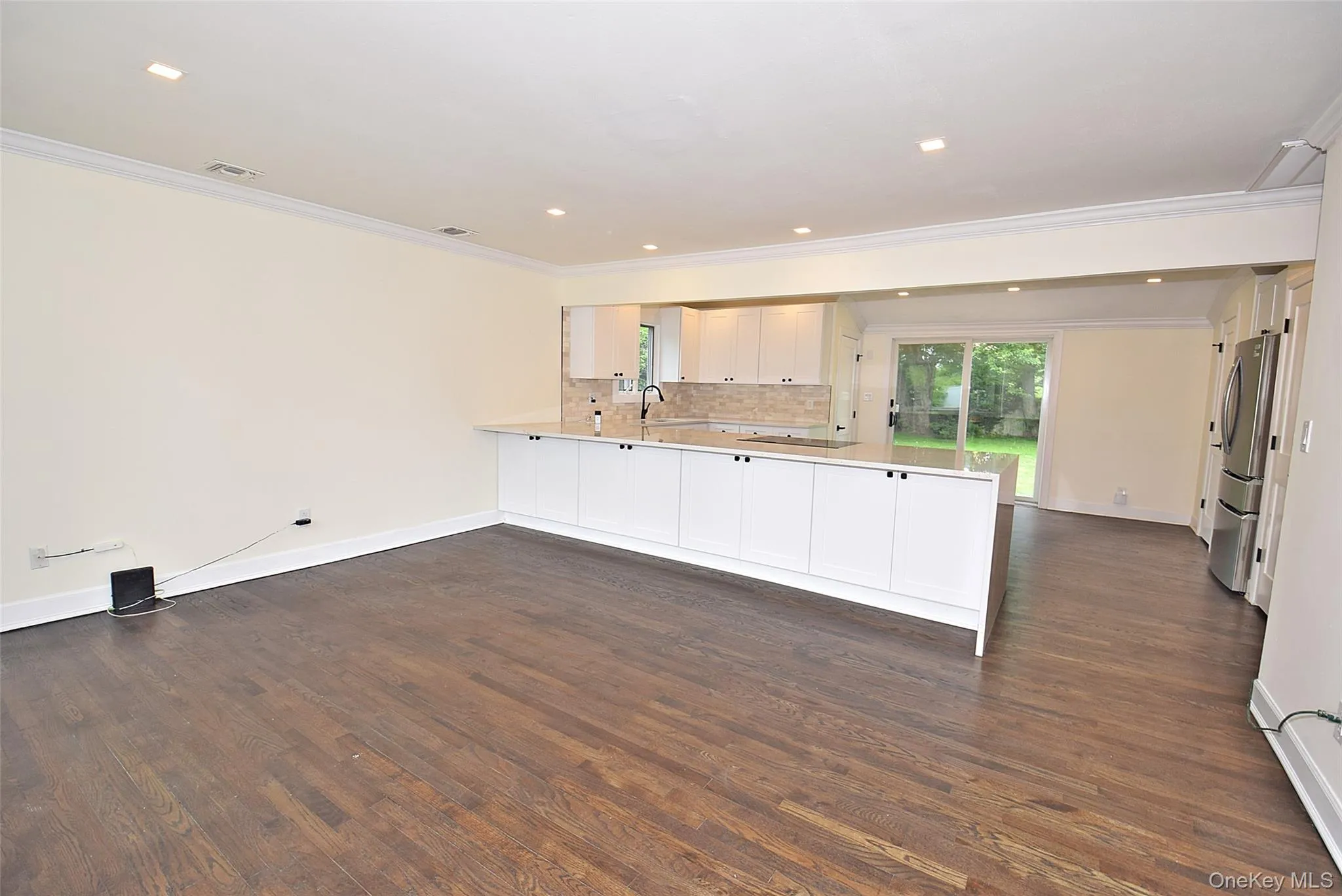 16 Lincoln Drive, Islip, NY, 3 Bedrooms Bedrooms, 5 Rooms Rooms,1 BathroomBathrooms,Residential,For Rent,Lincoln,0,1009872 16 Lincoln Drive, Islip, NY, 3 Bedrooms Bedrooms, 5 Rooms Rooms,1 BathroomBathrooms,Residential,For Rent,Lincoln,0,1009872