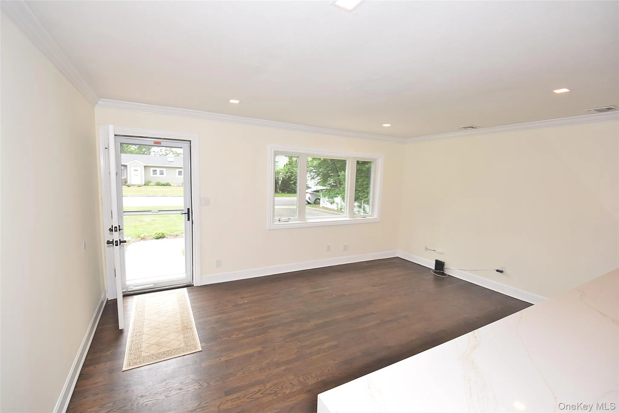 16 Lincoln Drive, Islip, NY, 3 Bedrooms Bedrooms, 5 Rooms Rooms,1 BathroomBathrooms,Residential,For Rent,Lincoln,0,1009872 16 Lincoln Drive, Islip, NY, 3 Bedrooms Bedrooms, 5 Rooms Rooms,1 BathroomBathrooms,Residential,For Rent,Lincoln,0,1009872