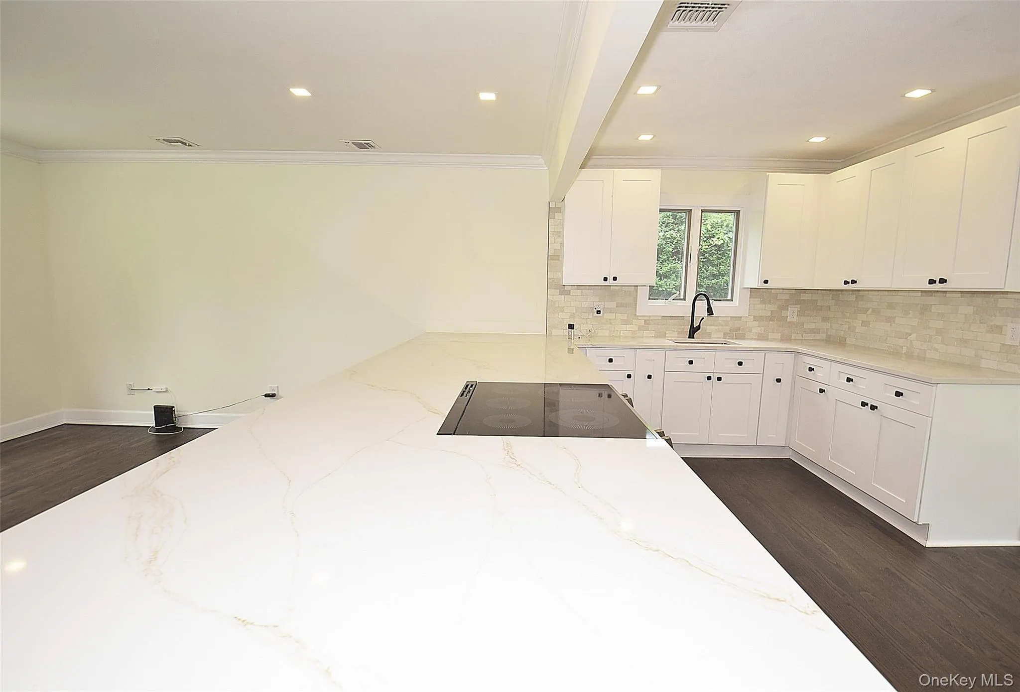 16 Lincoln Drive, Islip, NY, 3 Bedrooms Bedrooms, 5 Rooms Rooms,1 BathroomBathrooms,Residential,For Rent,Lincoln,0,1009872 16 Lincoln Drive, Islip, NY, 3 Bedrooms Bedrooms, 5 Rooms Rooms,1 BathroomBathrooms,Residential,For Rent,Lincoln,0,1009872
