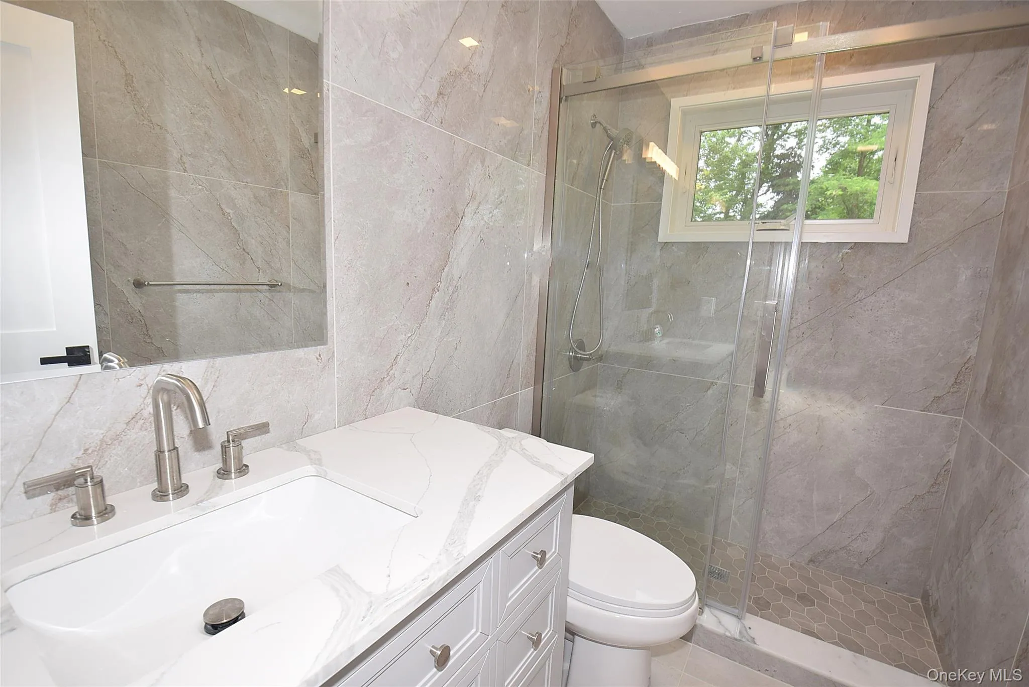 16 Lincoln Drive, Islip, NY, 3 Bedrooms Bedrooms, 5 Rooms Rooms,1 BathroomBathrooms,Residential,For Rent,Lincoln,0,1009872 16 Lincoln Drive, Islip, NY, 3 Bedrooms Bedrooms, 5 Rooms Rooms,1 BathroomBathrooms,Residential,For Rent,Lincoln,0,1009872