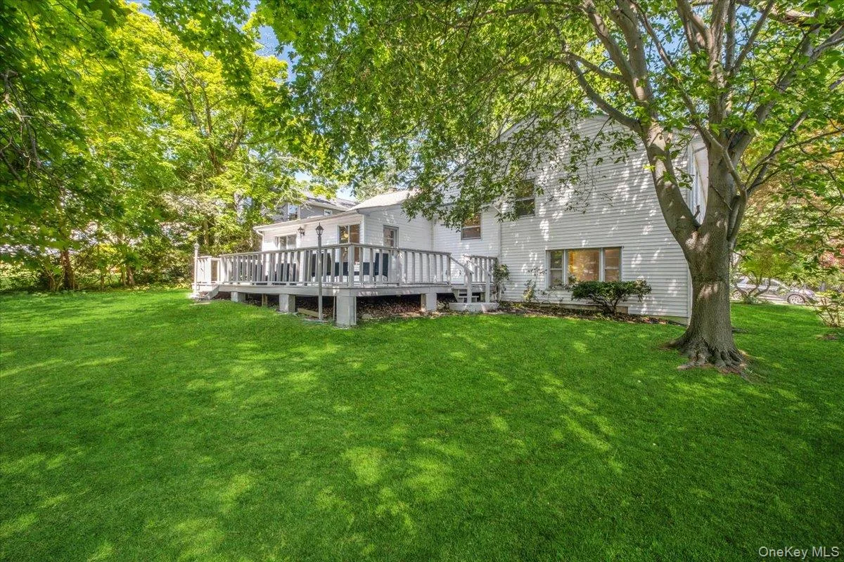 193 Rogers Drive, New Rochelle, NY, 4 Bedrooms Bedrooms, 9 Rooms Rooms,3 BathroomsBathrooms,Residential,For Rent,Rogers,0,1009874 193 Rogers Drive, New Rochelle, NY, 4 Bedrooms Bedrooms, 9 Rooms Rooms,3 BathroomsBathrooms,Residential,For Rent,Rogers,0,1009874