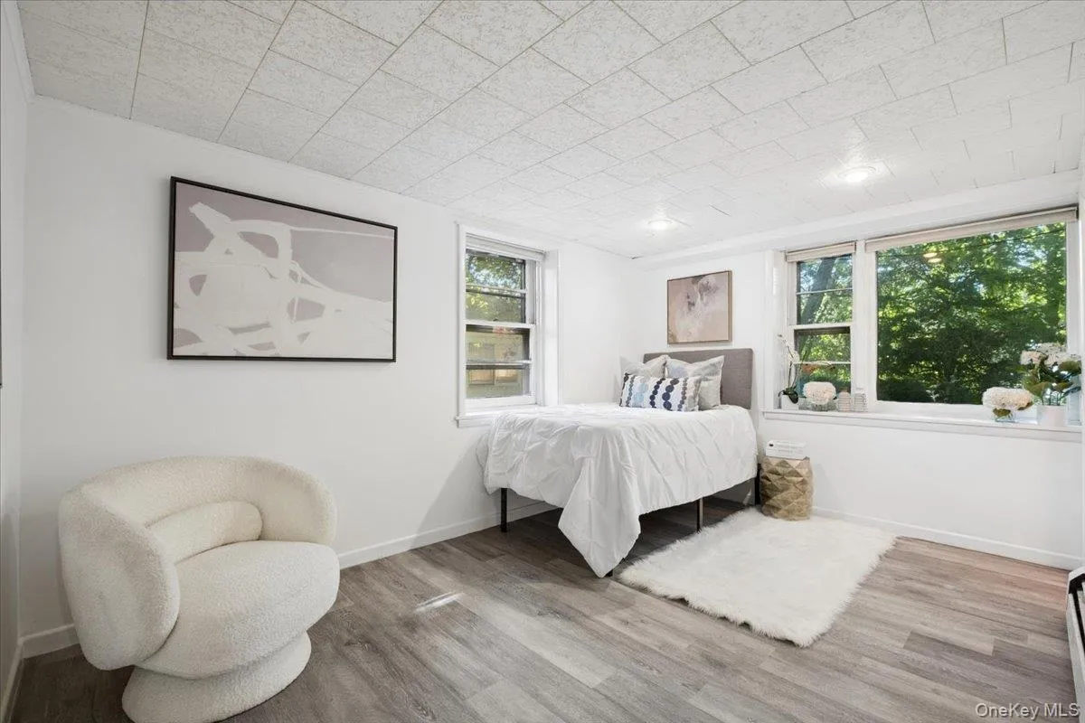 193 Rogers Drive, New Rochelle, NY, 4 Bedrooms Bedrooms, 9 Rooms Rooms,3 BathroomsBathrooms,Residential,For Rent,Rogers,0,1009874 193 Rogers Drive, New Rochelle, NY, 4 Bedrooms Bedrooms, 9 Rooms Rooms,3 BathroomsBathrooms,Residential,For Rent,Rogers,0,1009874