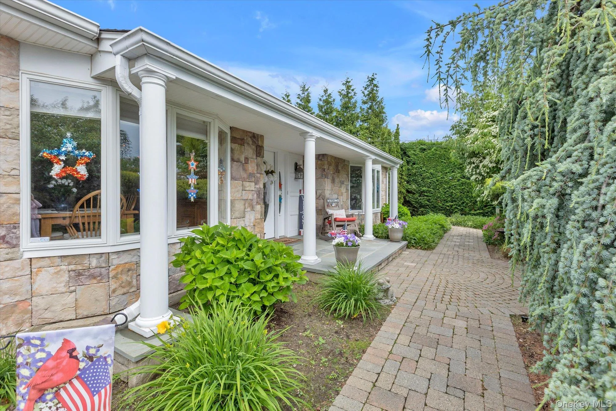 10 Elf Court, Islip, NY, 4 Bedrooms Bedrooms, 8 Rooms Rooms,2 BathroomsBathrooms,Residential,For Rent,Elf,0,1009875 10 Elf Court, Islip, NY, 4 Bedrooms Bedrooms, 8 Rooms Rooms,2 BathroomsBathrooms,Residential,For Rent,Elf,0,1009875