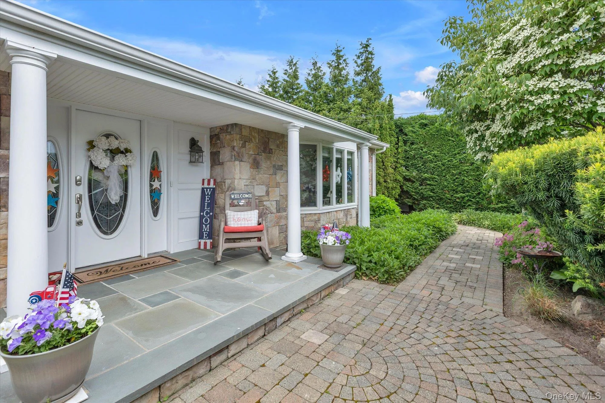 10 Elf Court, Islip, NY, 4 Bedrooms Bedrooms, 8 Rooms Rooms,2 BathroomsBathrooms,Residential,For Rent,Elf,0,1009875 10 Elf Court, Islip, NY, 4 Bedrooms Bedrooms, 8 Rooms Rooms,2 BathroomsBathrooms,Residential,For Rent,Elf,0,1009875