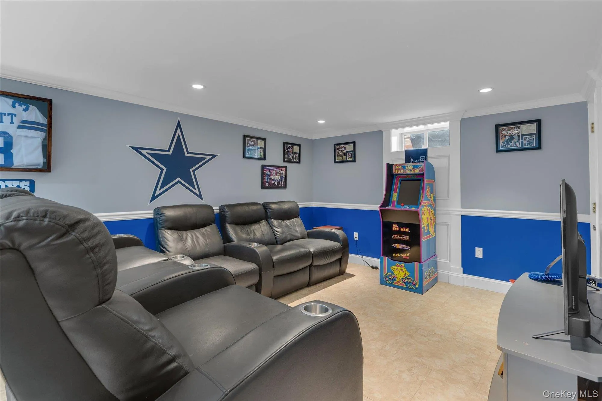 10 Elf Court, Islip, NY, 4 Bedrooms Bedrooms, 8 Rooms Rooms,2 BathroomsBathrooms,Residential,For Rent,Elf,0,1009875 10 Elf Court, Islip, NY, 4 Bedrooms Bedrooms, 8 Rooms Rooms,2 BathroomsBathrooms,Residential,For Rent,Elf,0,1009875