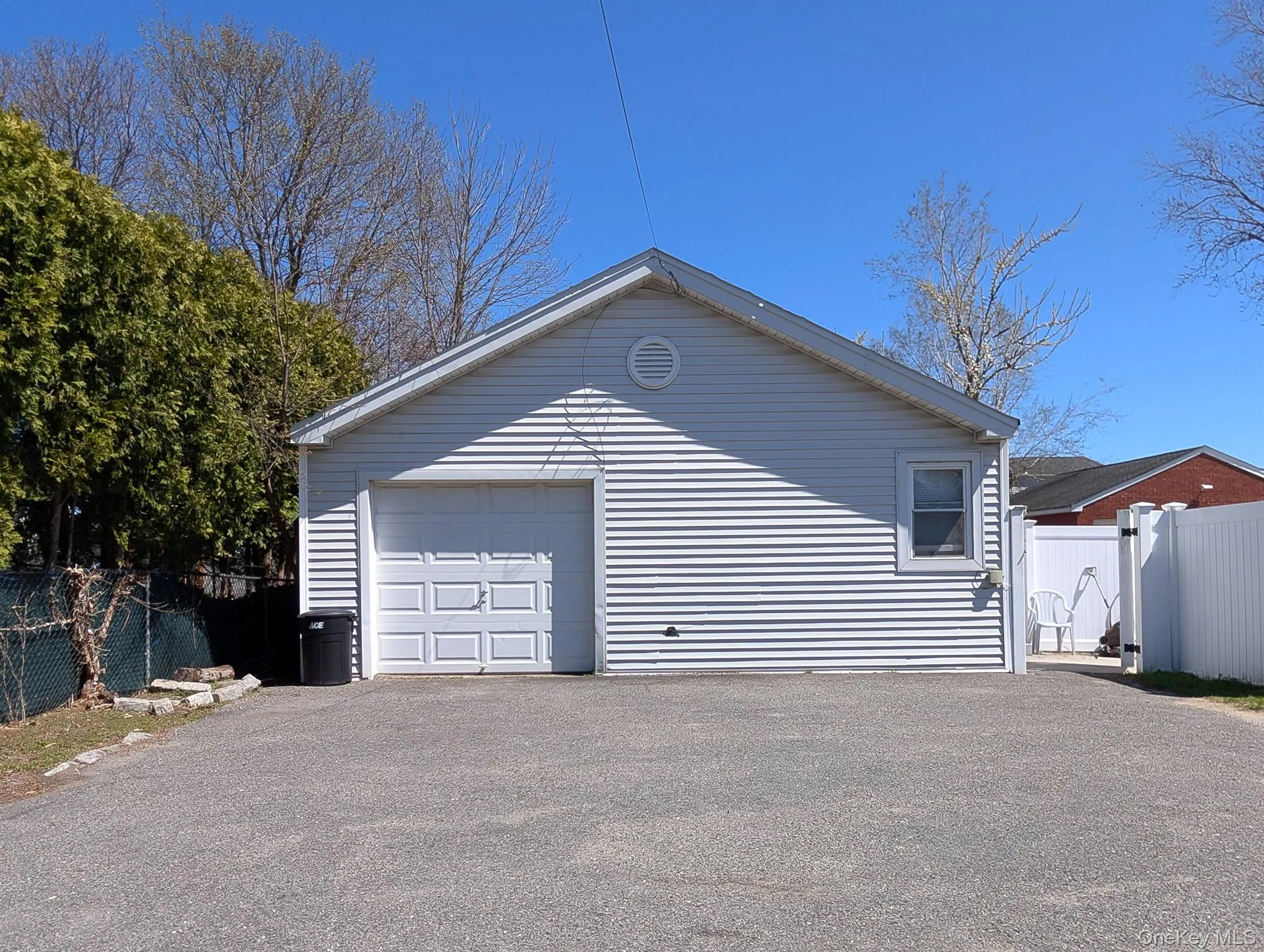 643 MIDVALE Avenue, Hempstead, NY, 10 Bedrooms Bedrooms, 14 Rooms Rooms,4 BathroomsBathrooms,Residential,For Rent,MIDVALE,0,1009876 643 MIDVALE Avenue, Hempstead, NY, 10 Bedrooms Bedrooms, 14 Rooms Rooms,4 BathroomsBathrooms,Residential,For Rent,MIDVALE,0,1009876